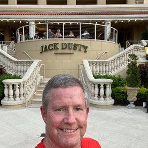 Meet your Posher, Mark